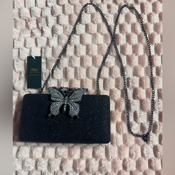 Elegant Black Beaded Clutch with Butterfly Accent - Picture 4 of 8